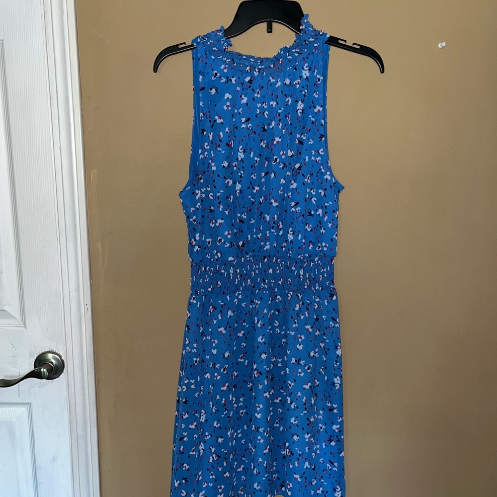 Size small woman’s dress